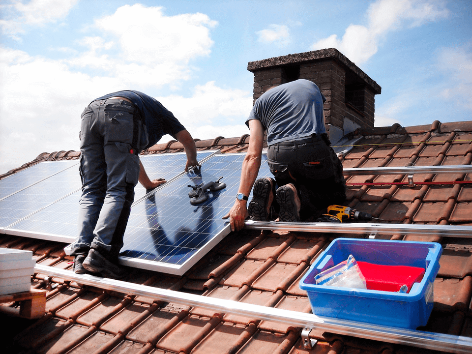 montador placas solares