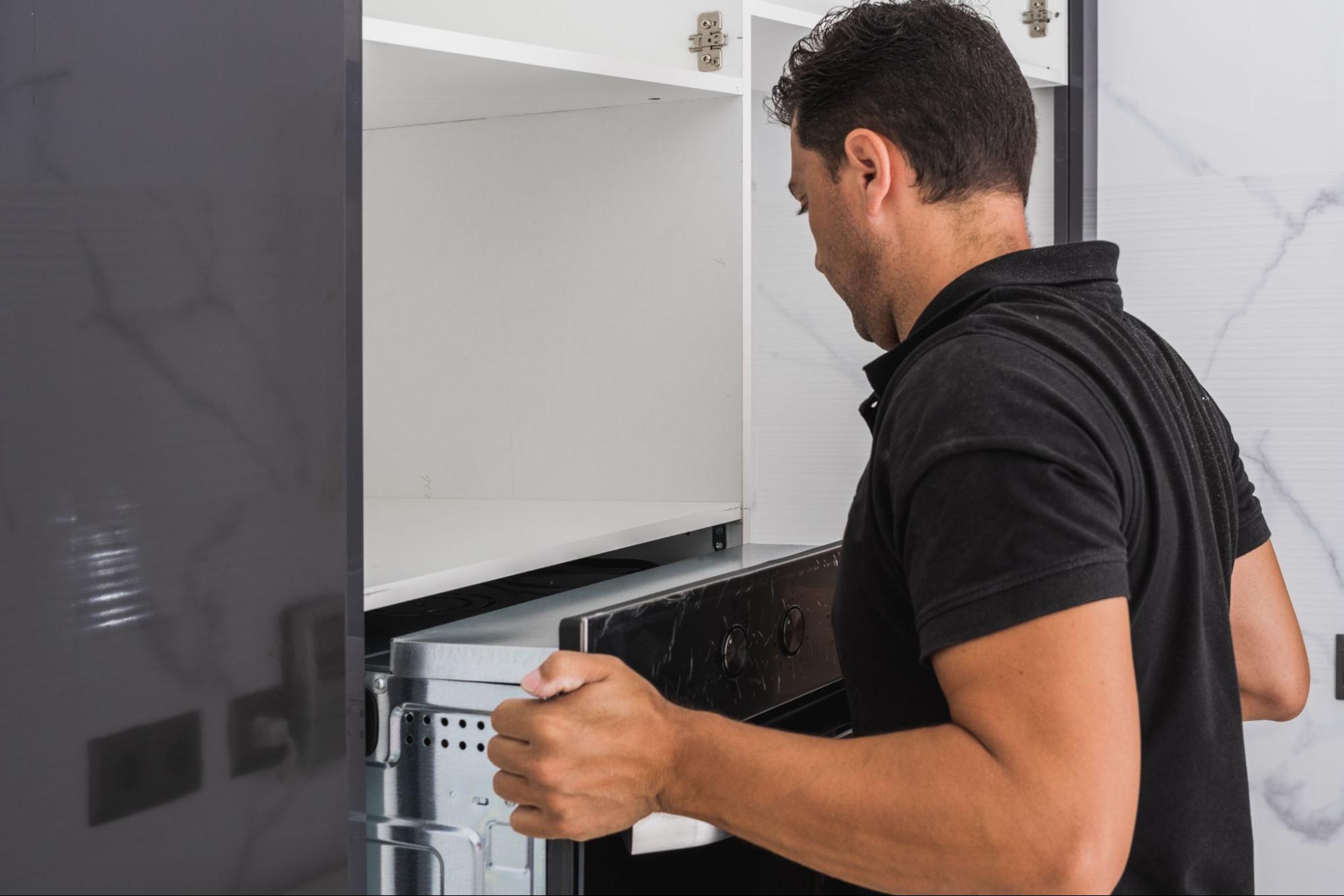 cuanto consume un horno electrico por hora