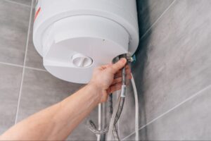 como vaciar un termo electrico