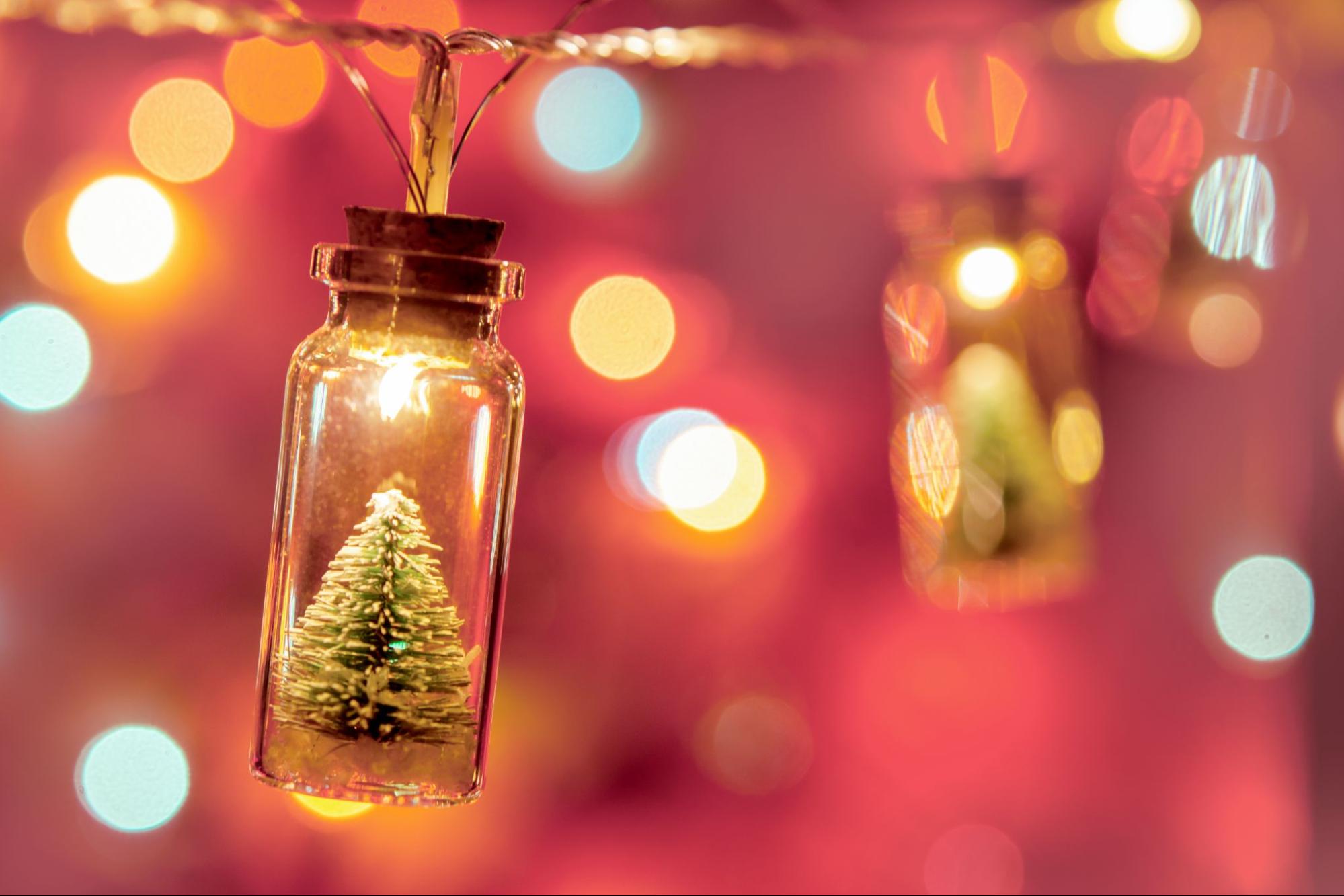 cuanto consumen las luces de navidad