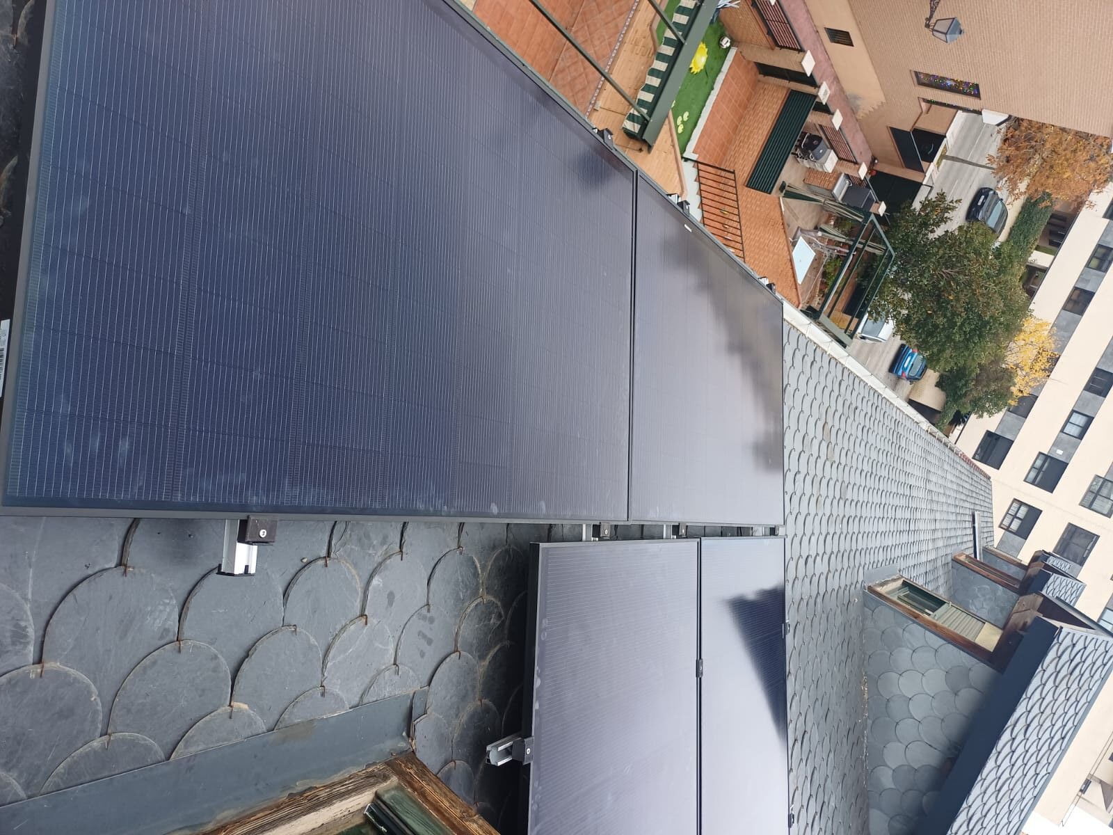 Instalación de paneles solares en Jaén de 2 kW